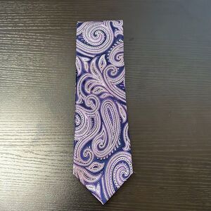 Classic Style Michael Kors Purple Paisley Tie / Necktie